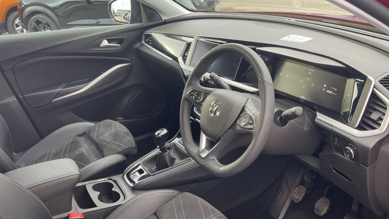 Vauxhall Grandland 1.2 Turbo Ultimate 5dr Petrol Hatchback